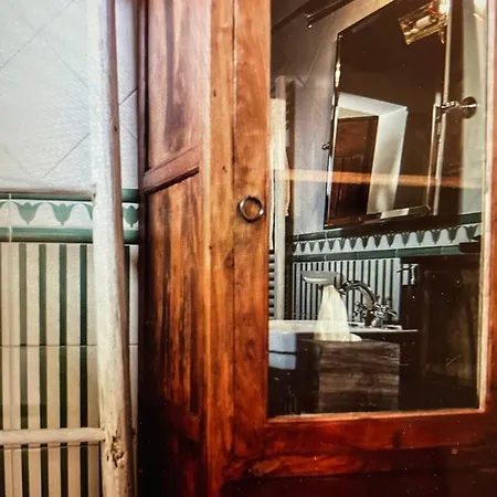 Maison Silvia Alojamento de Acomodação e Pequeno-almoço 4*